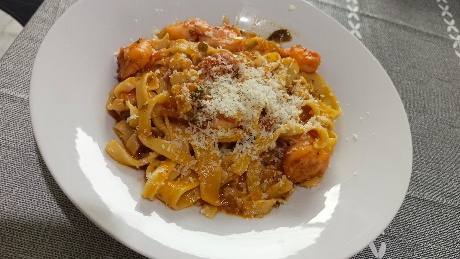 Shrimp Tagliatelle with Tomato Sauce